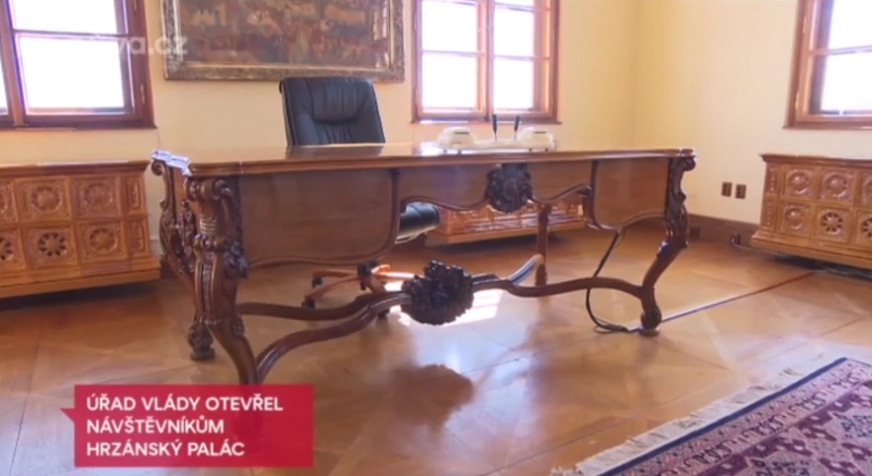 Elektrická kachlová akumulační kamna Hrzánský palác